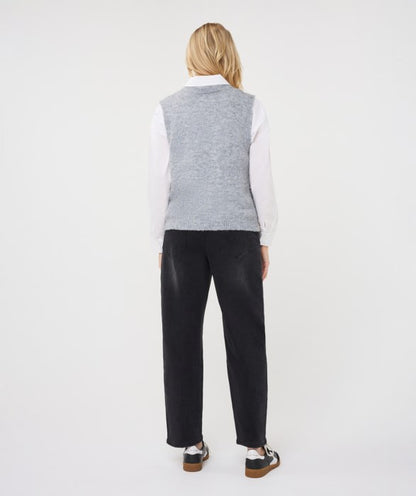 Sleeveless Diamond Gilet - Light Grey