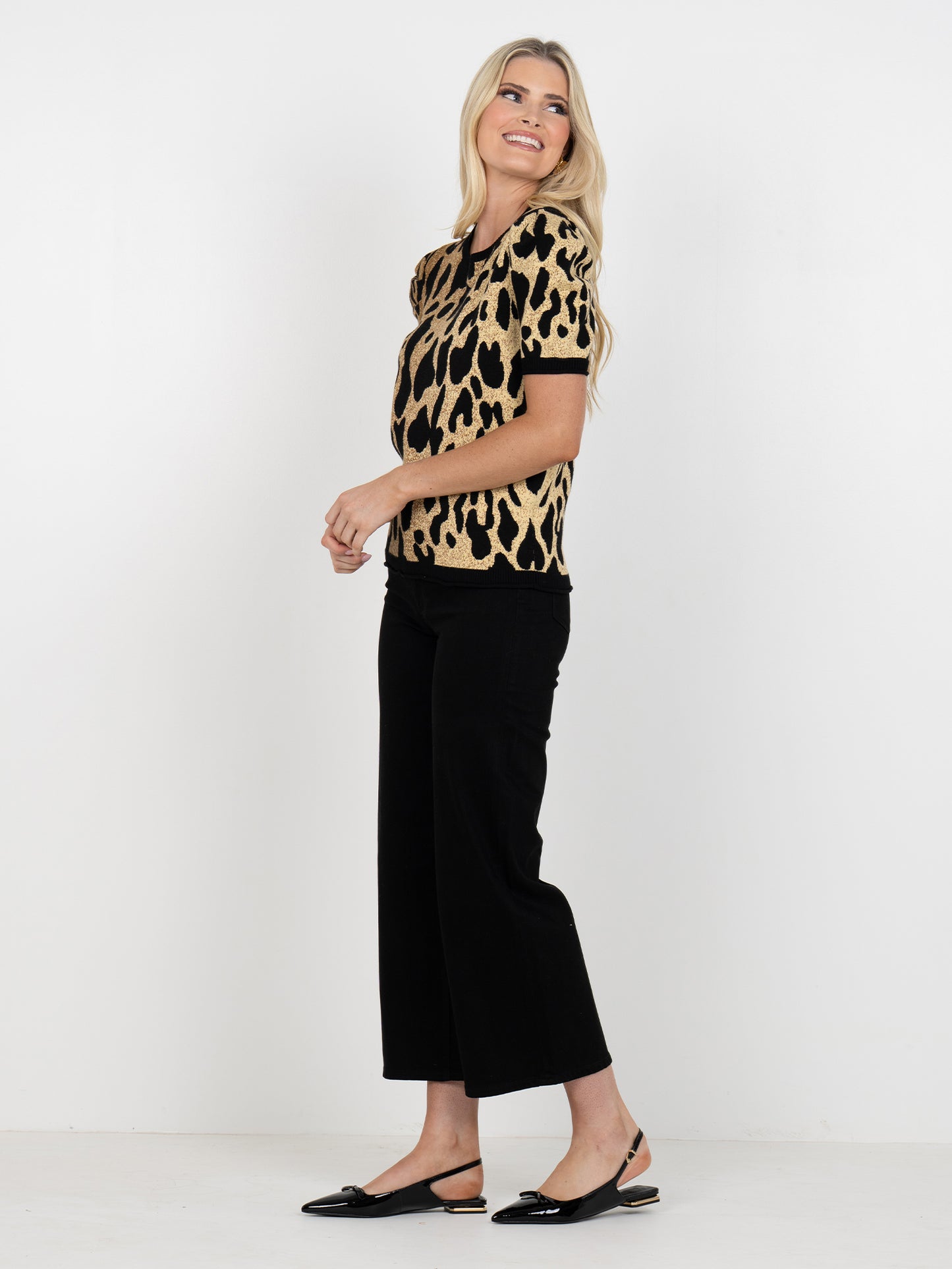 Crewneck Knit Sweater Top - Lady Leopard