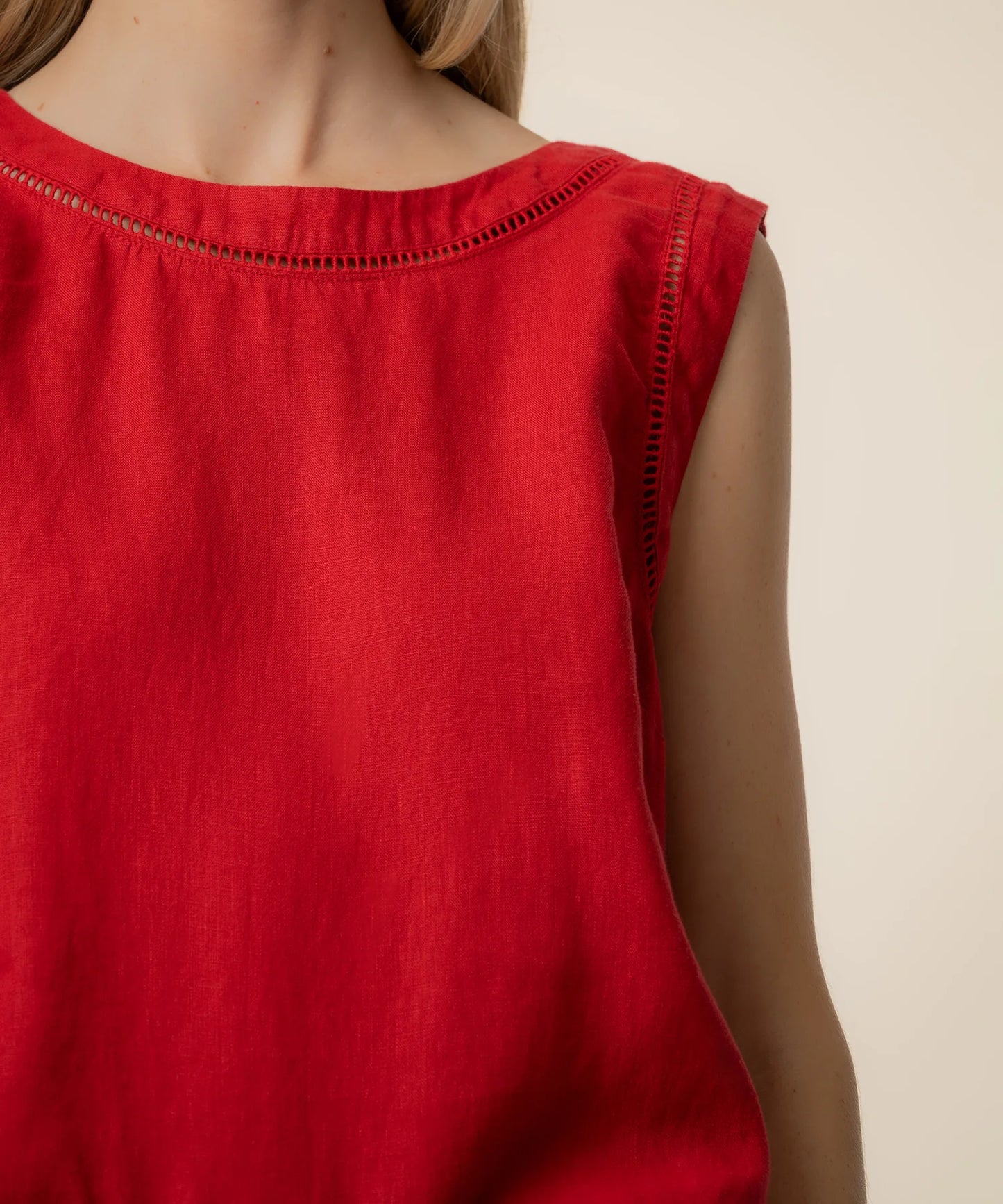 Joanne Sleeveless Crop Top - Tomato