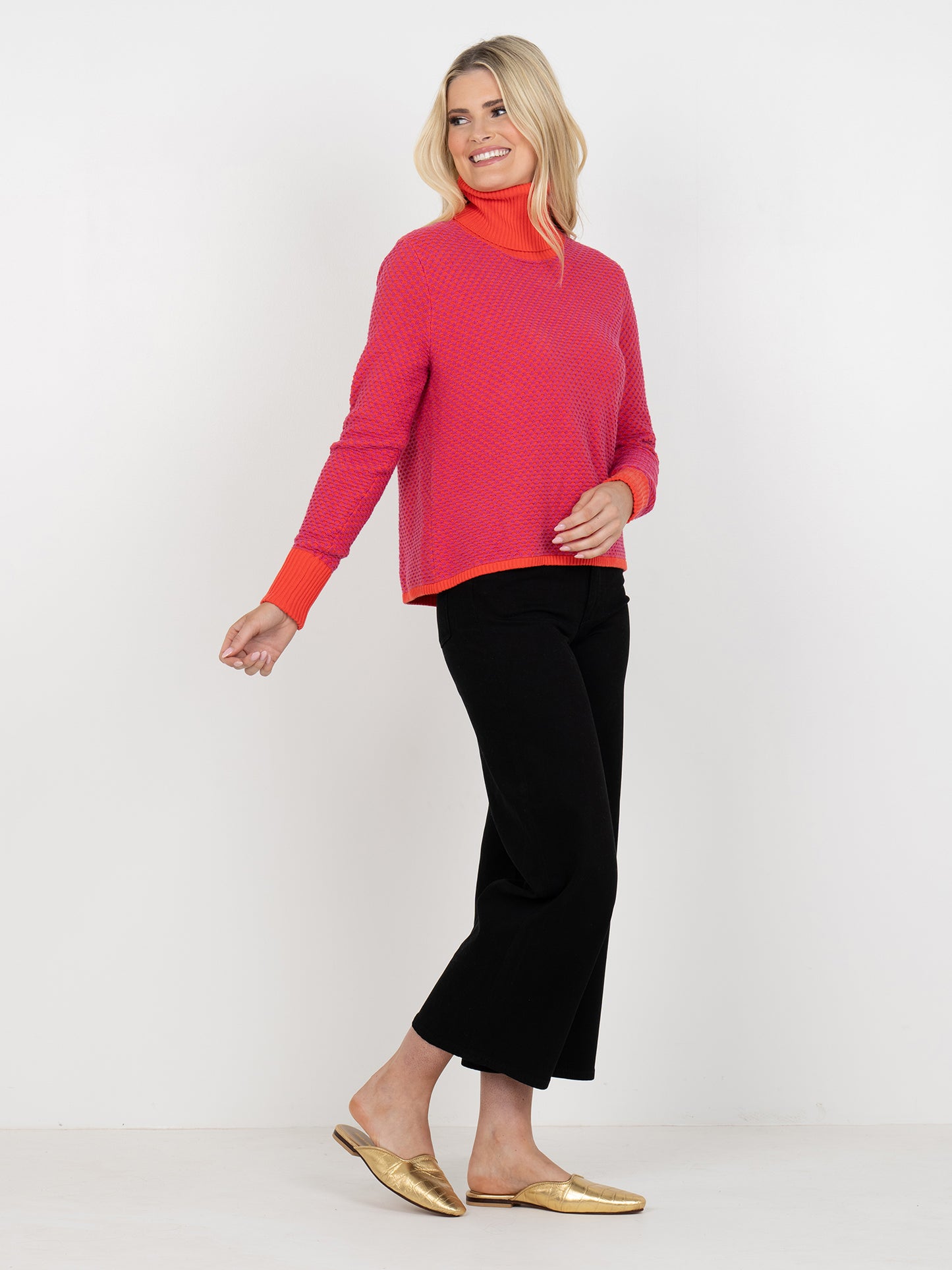 Boxy Turtleneck Sweater - Raspberry