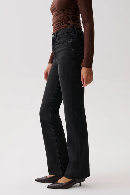 Evie High Rise Slim Bootcut Jean - Jetset