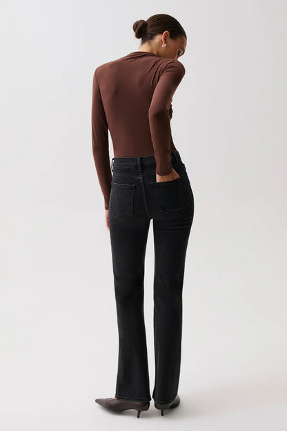 Evie High Rise Slim Bootcut Jean - Jetset