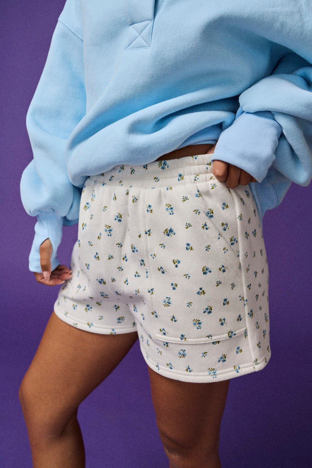 Cora Floral Shorts - Ivory/Blue