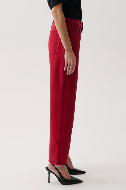 LEXI MID RISE BOWED STRAIGHT
