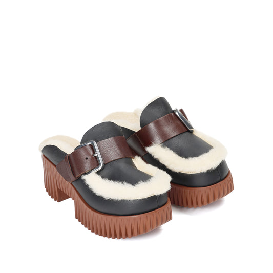 Plia Amber Clogs - Oreo