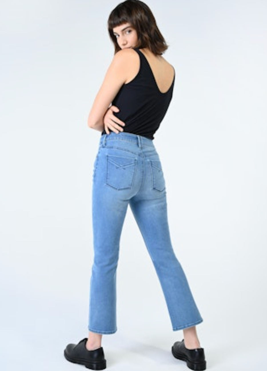 Unpublished MARLOW Mid-Rise Crop Demi Flare Jean - River