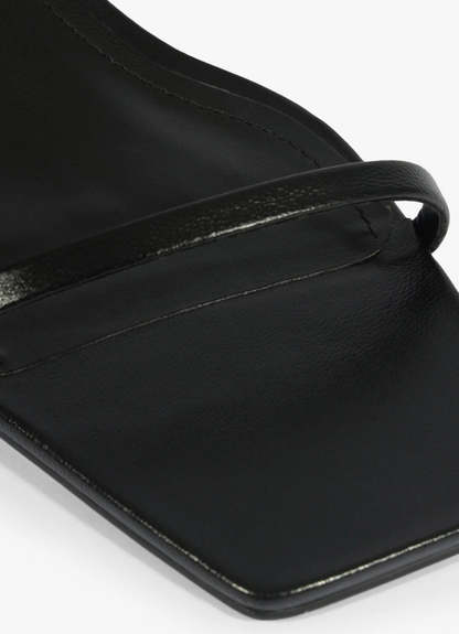 Judith Mid Heel Sandal - Black