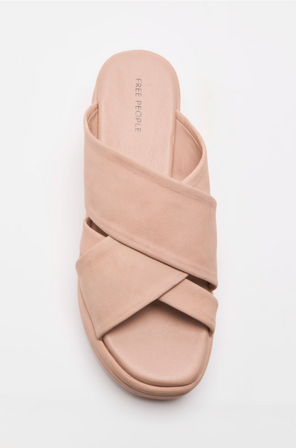 Free People Wanderbay Flatform Sandals - Dusty Rose