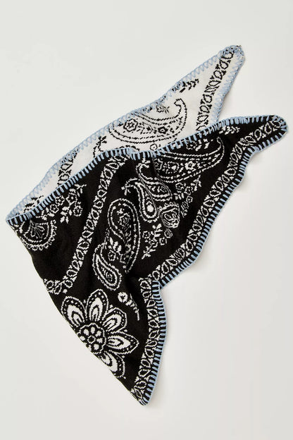 Free People Carmen Knitted Triangle Bandana Scarf - Angel White