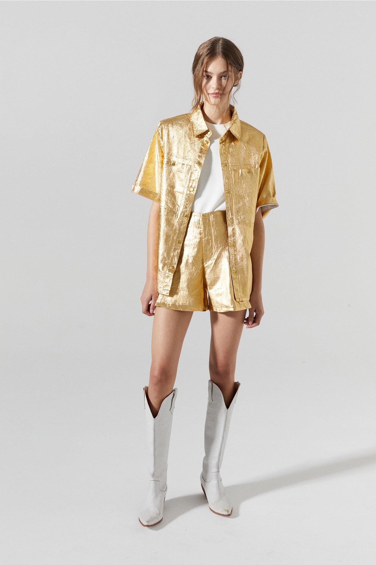 Frida Metallic Linen Shorts - Gold