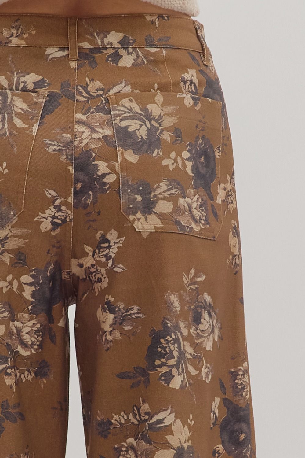 Floral Mid-Rise Ankle Pants - Caramel