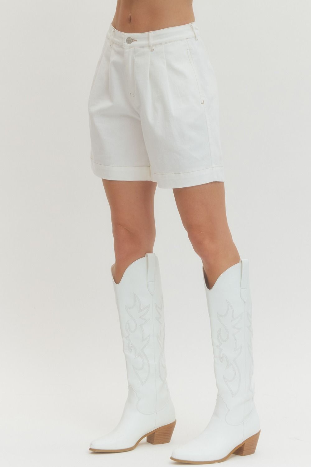 Solid Pleated Shorts - Off White