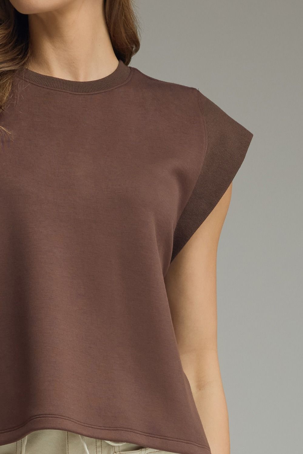 Round Neck Cap Sleeve Top - Brown