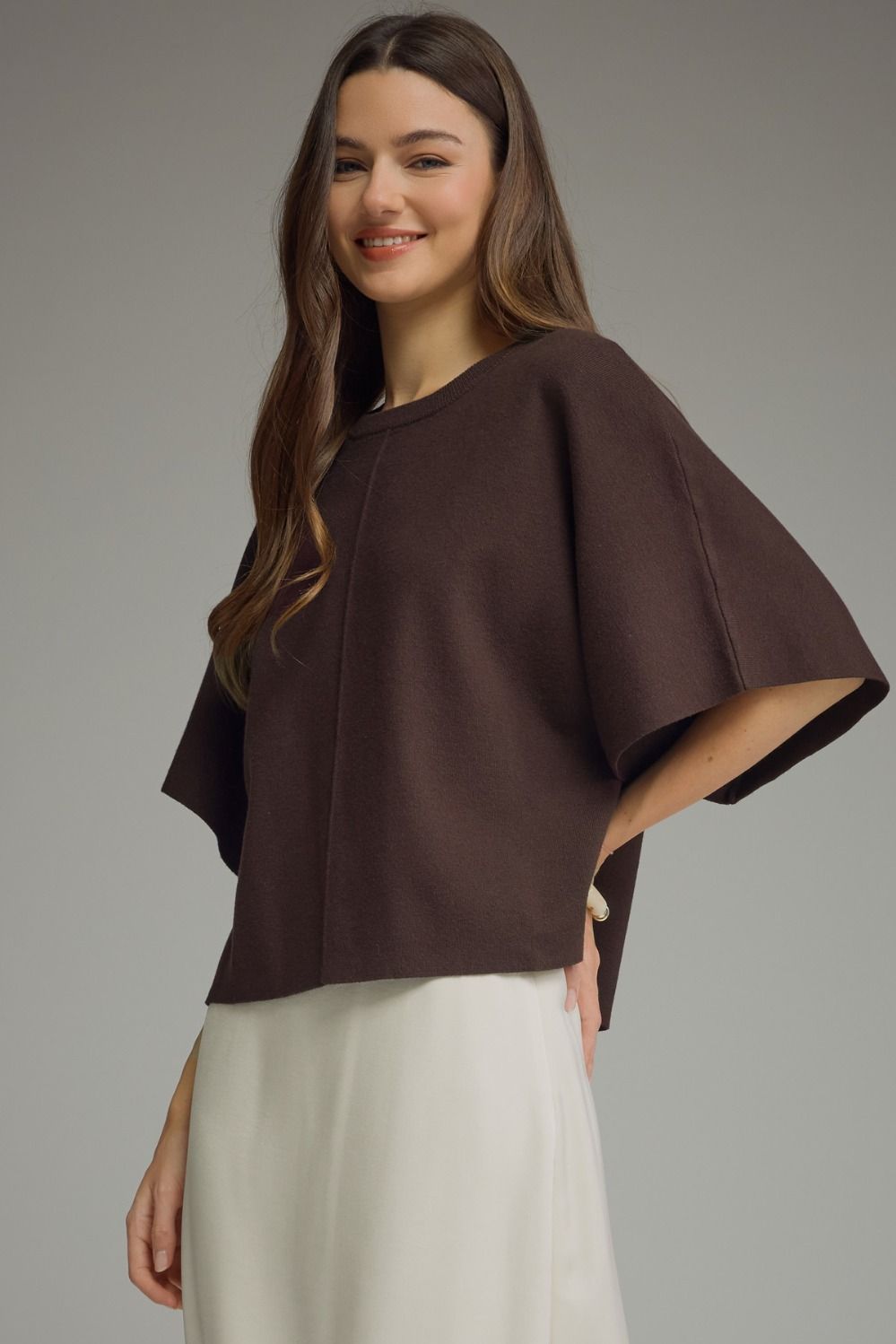 Solid Short Sleeve Round Neckline Knit Top - Brown