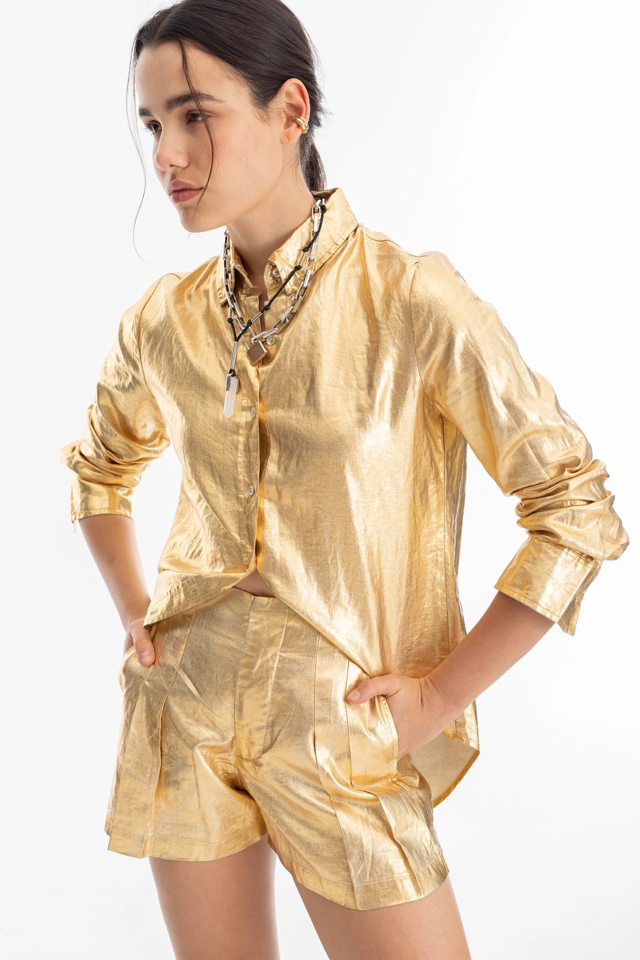 Frida Metallic Linen Shorts - Gold