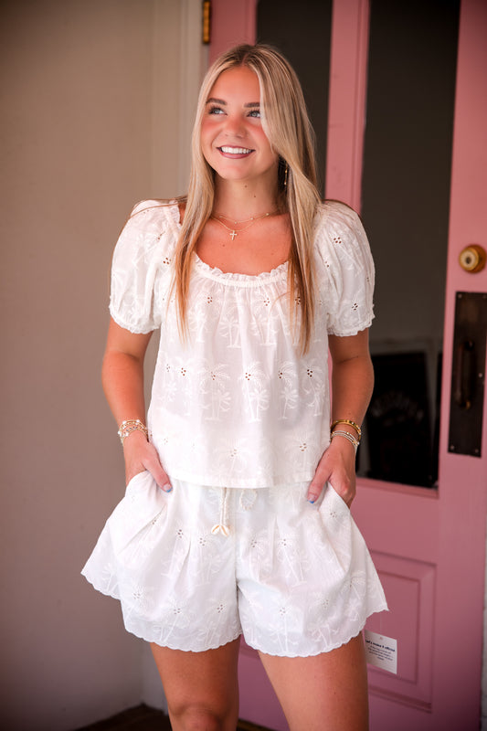 Paula Eyelet Short - Palm Eyelet