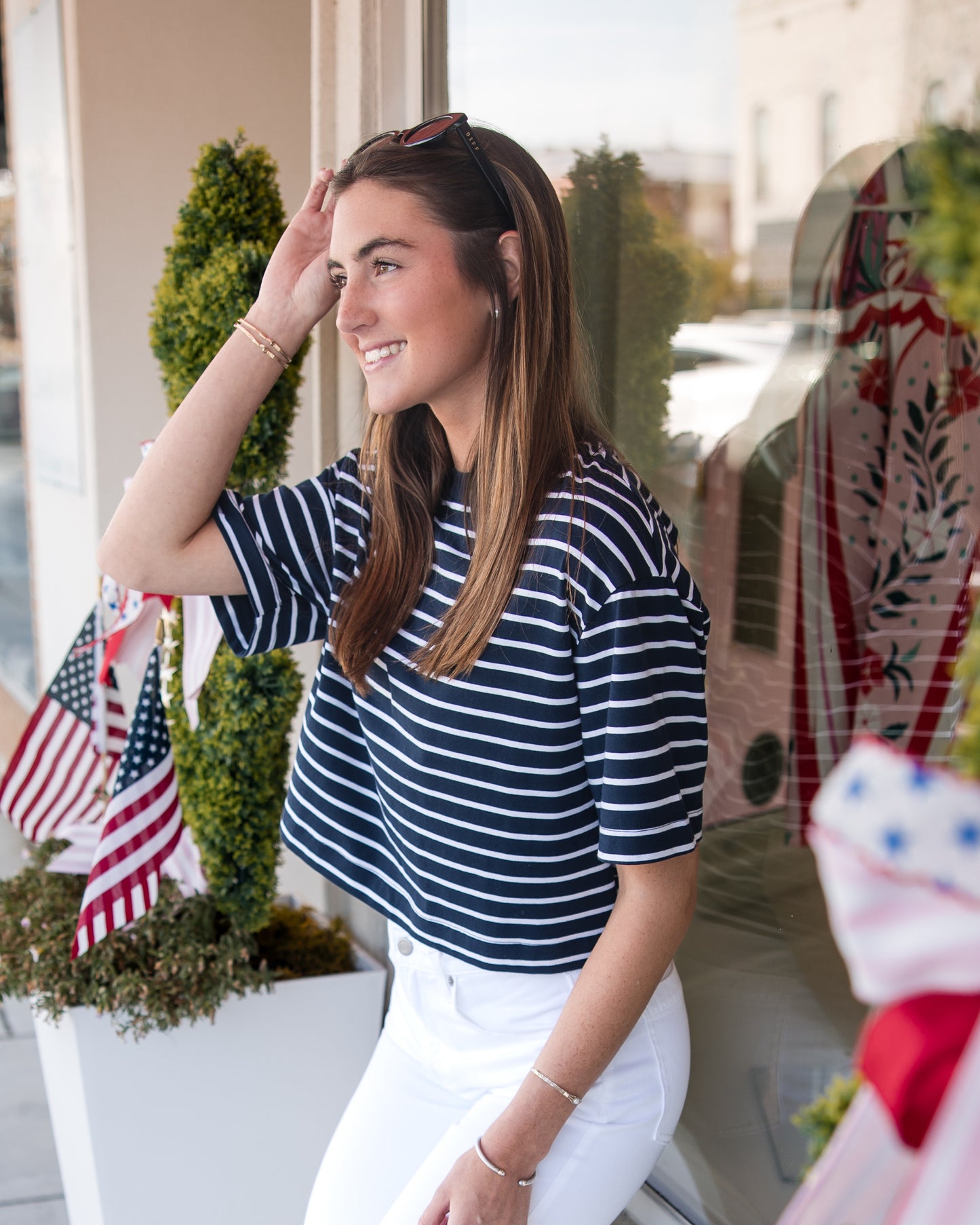 Mae Cropped Tee Shirt - Navy/White Stripe