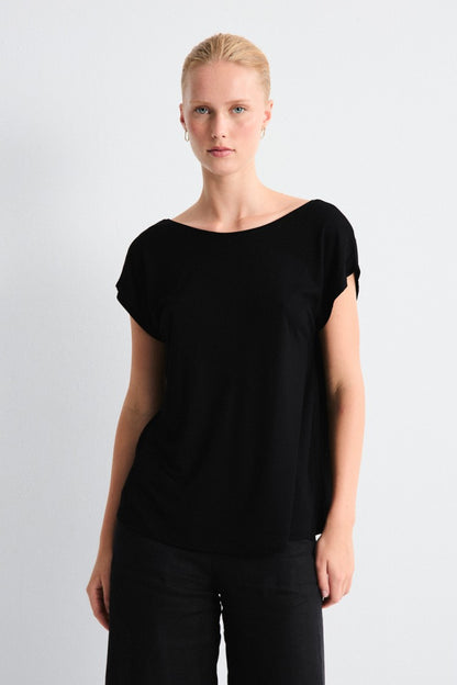 Roxana T-Shirt - Black