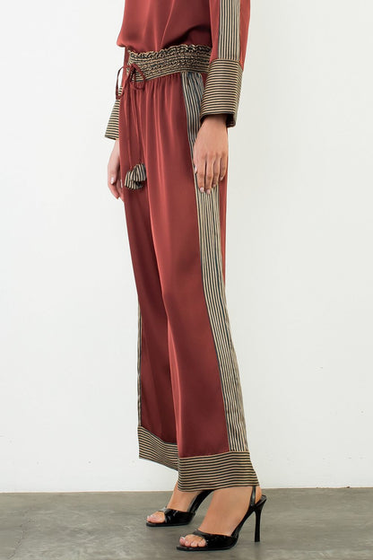 Satin Stripe Detail Pants - Burgundy